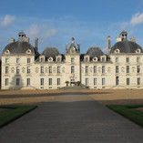 Château de Chambord avec ses nombreuses tours.