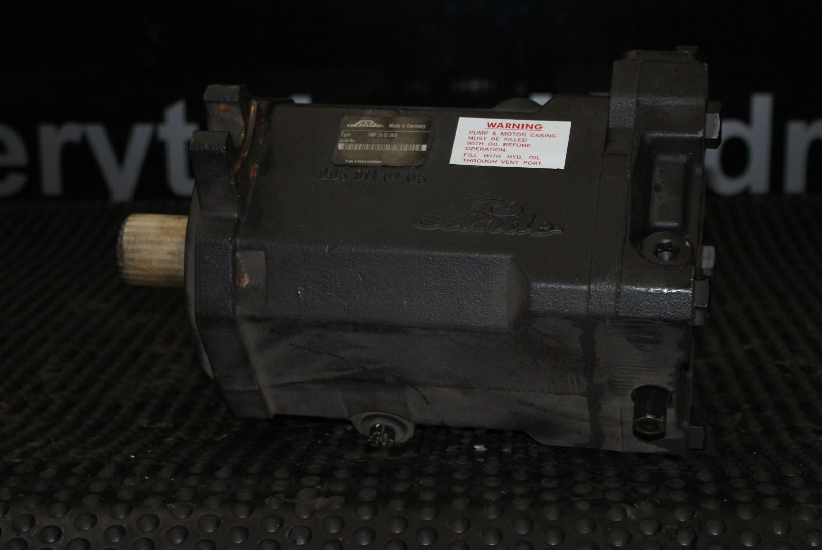OLD STOCK - Linde 135cc Hydraulic Piston Motor HMF135-02-2600