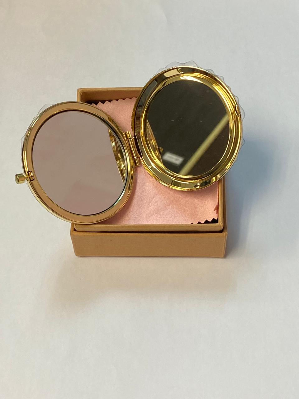 Handheld mirror