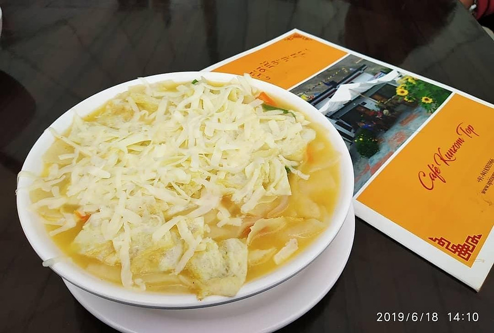 Cafe Kunzum Top in Spiti Valley is a popular cafe