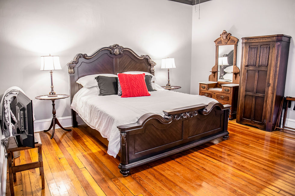Chestnut Tree Room