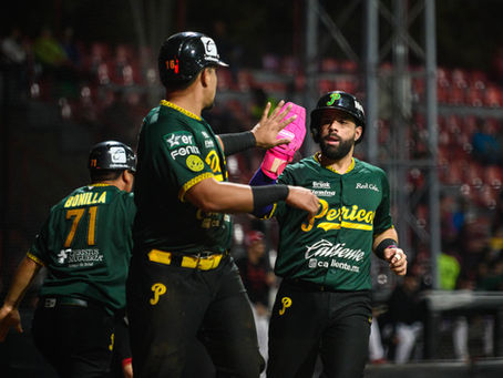 LA PREVIA EMPLUMADA