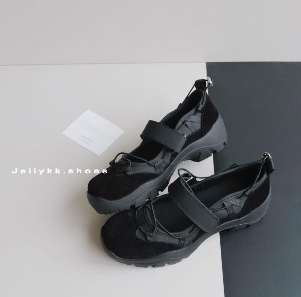 Thumbnail: Women Fashion Soft Sole Slip-On Casual Shoes