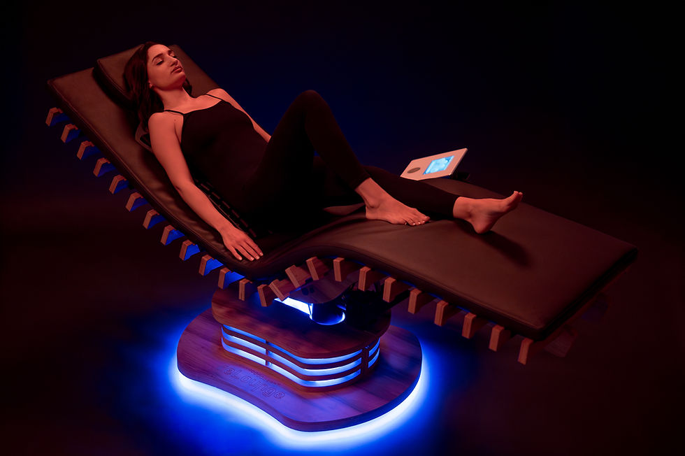 Tiefenmuskulatur aktivieren: Wie Elektrostimulation von reLounge Muskelbalance und Trainingsregeneration unterstützt