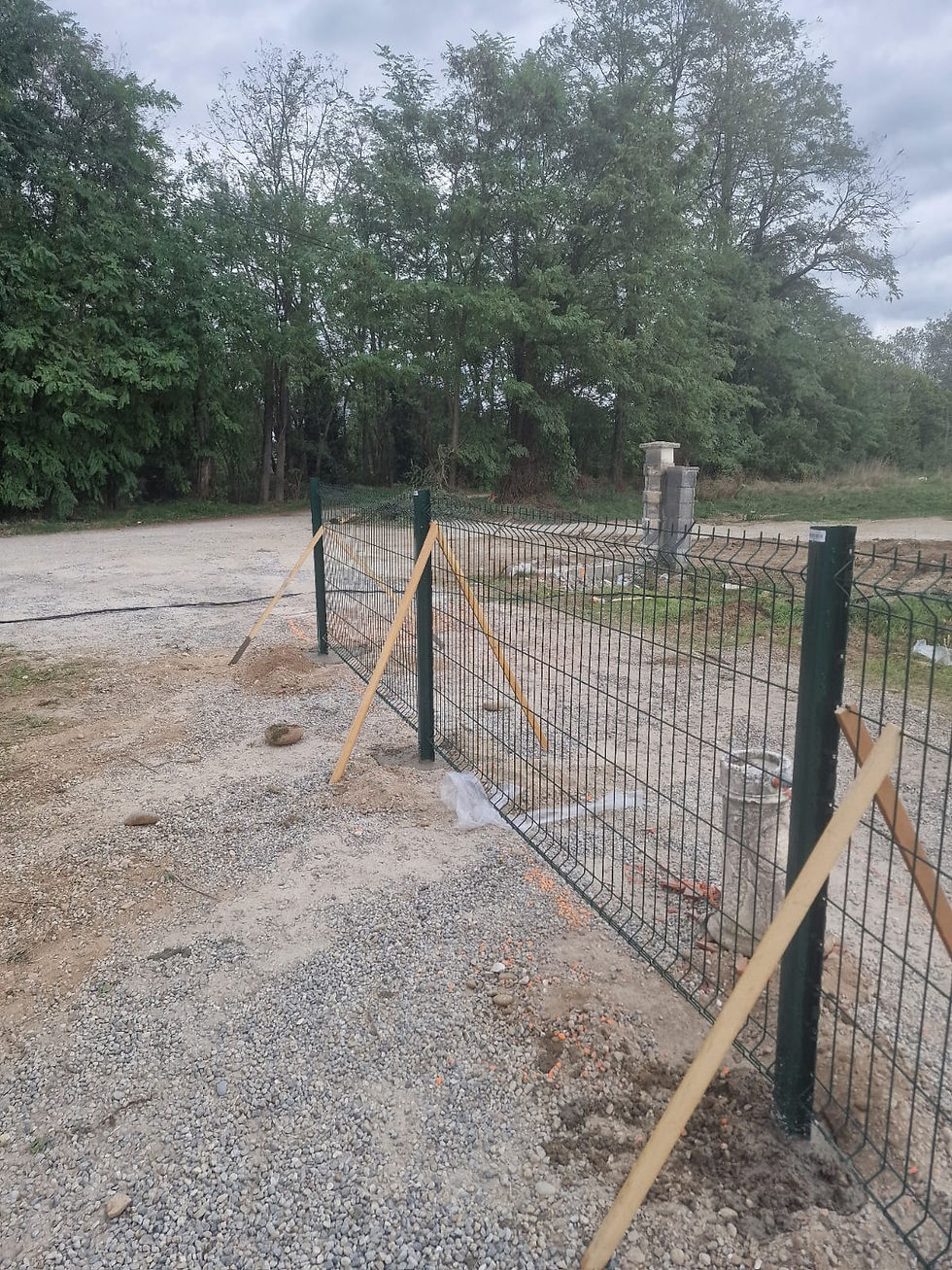 Pose de clôture à Villemomble pour délimiter un jardin