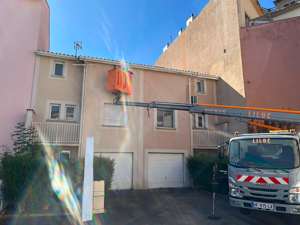Rénovation d’une toiture réalisée par MT Couverture