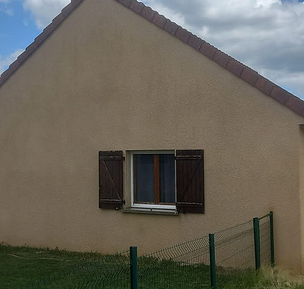 maison rénover avec un nettoyage de façade