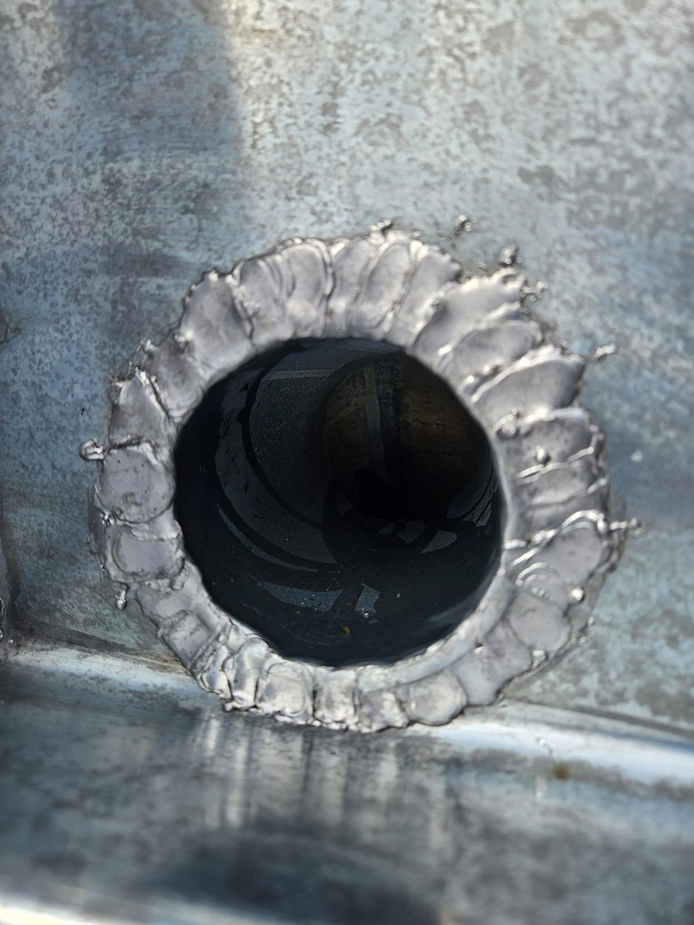 Gouttière à Séné (56) : débordement et traces de ruissellement