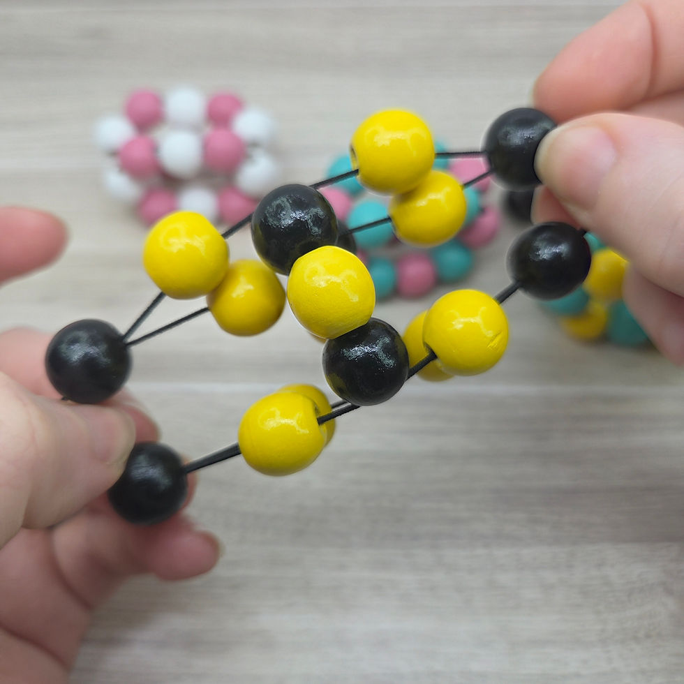 Thumbnail: Mini Wooden Molecule Ball