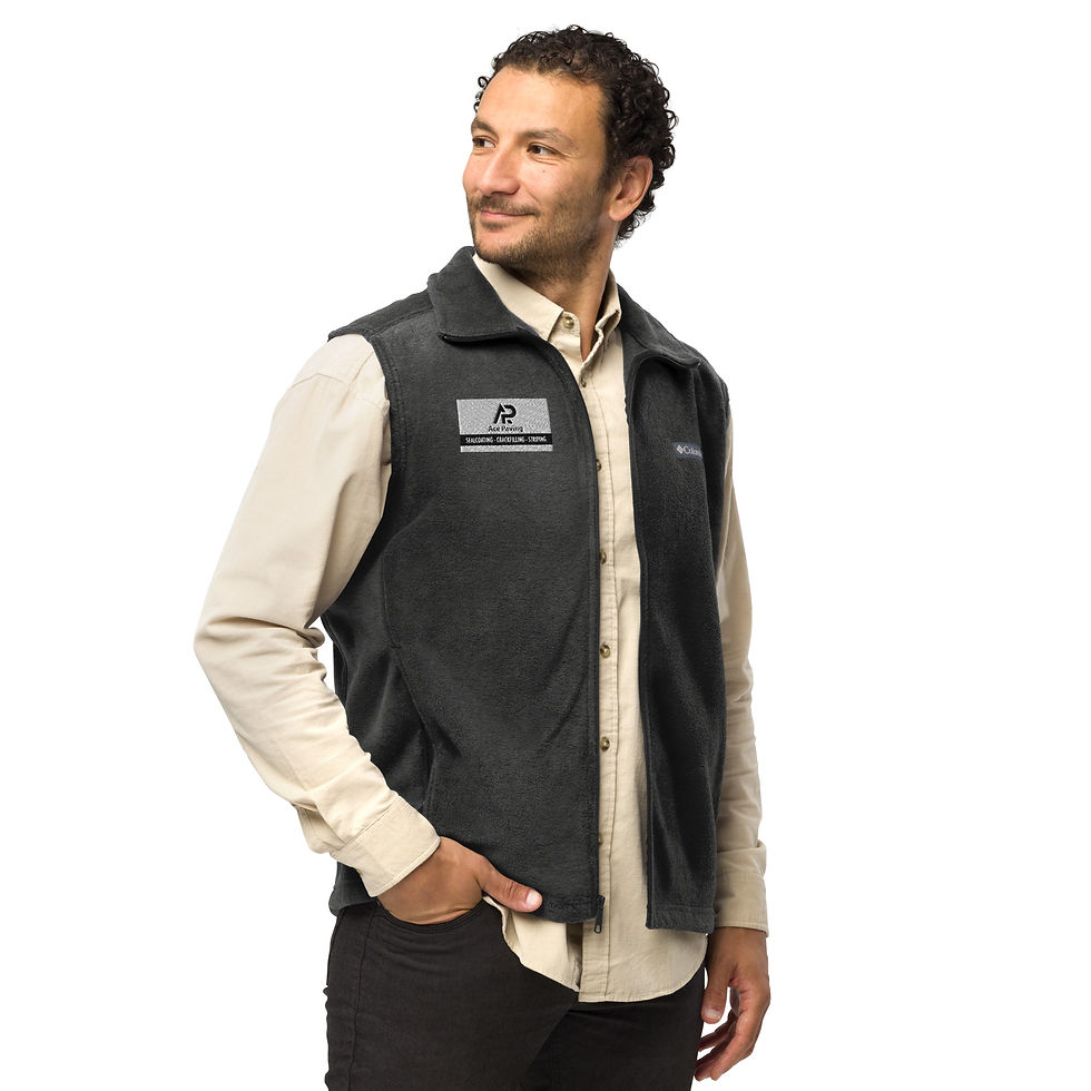 Thumbnail: Men’s Columbia fleece vest