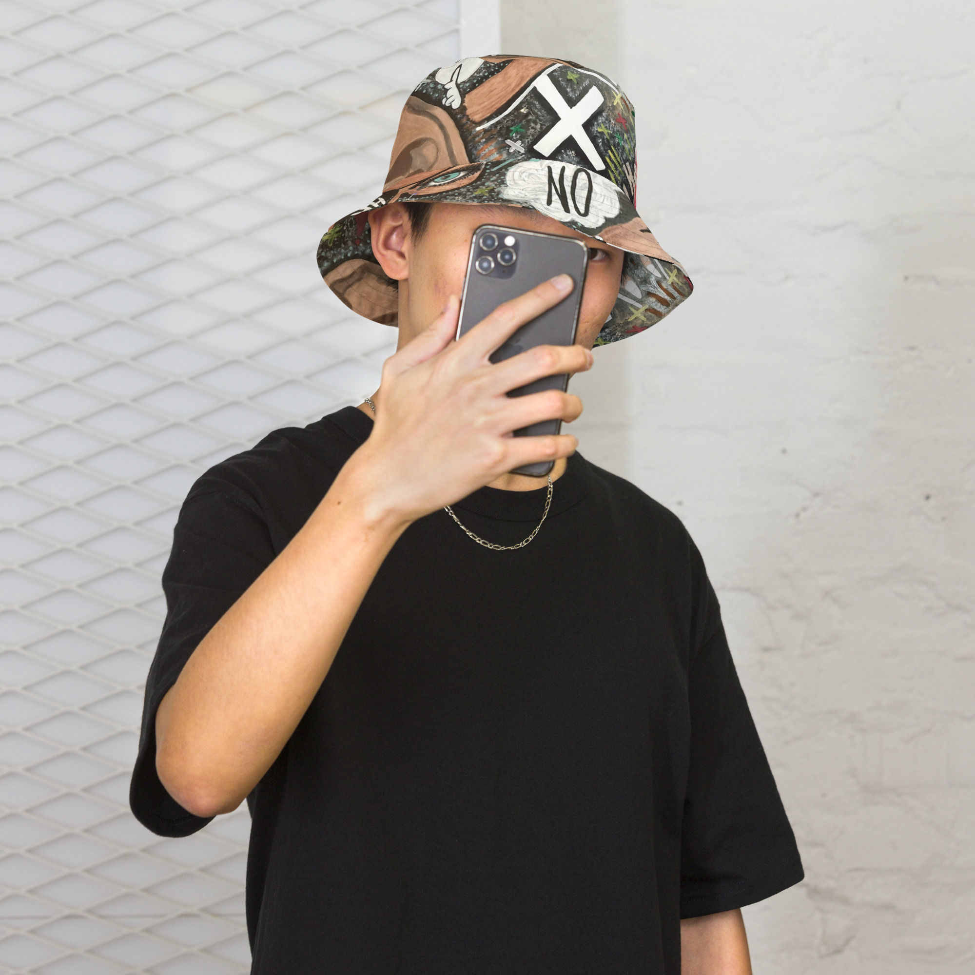 Reversible bucket hat (No Involvement)
