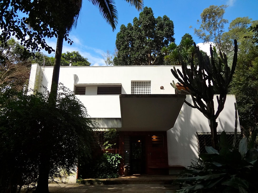 Estrutura no Parque Casa Modernista na Vila Mariana - SP