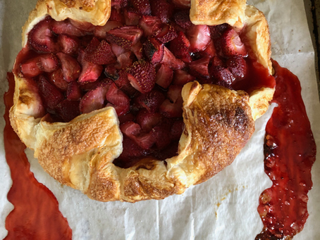 Strawberry Rhubarb Galette | Appetite for Life | Jen Vondenbrink