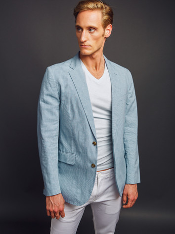 Nathaniel Dolquist model suit