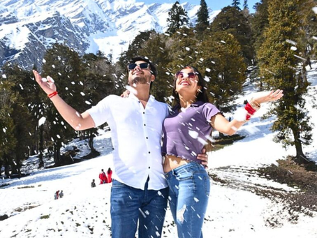 Romantic Getaways: Couples Tour Packages in Kanpur