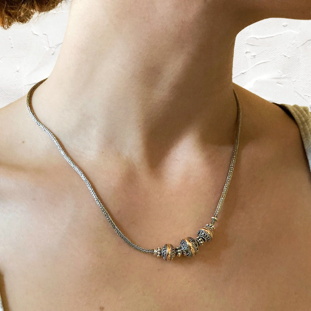 Collar Indah - 3 esferas - Plata 925 y Oro 18k