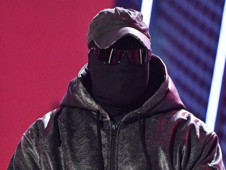 Kanye West makes appearance to honor Diddy