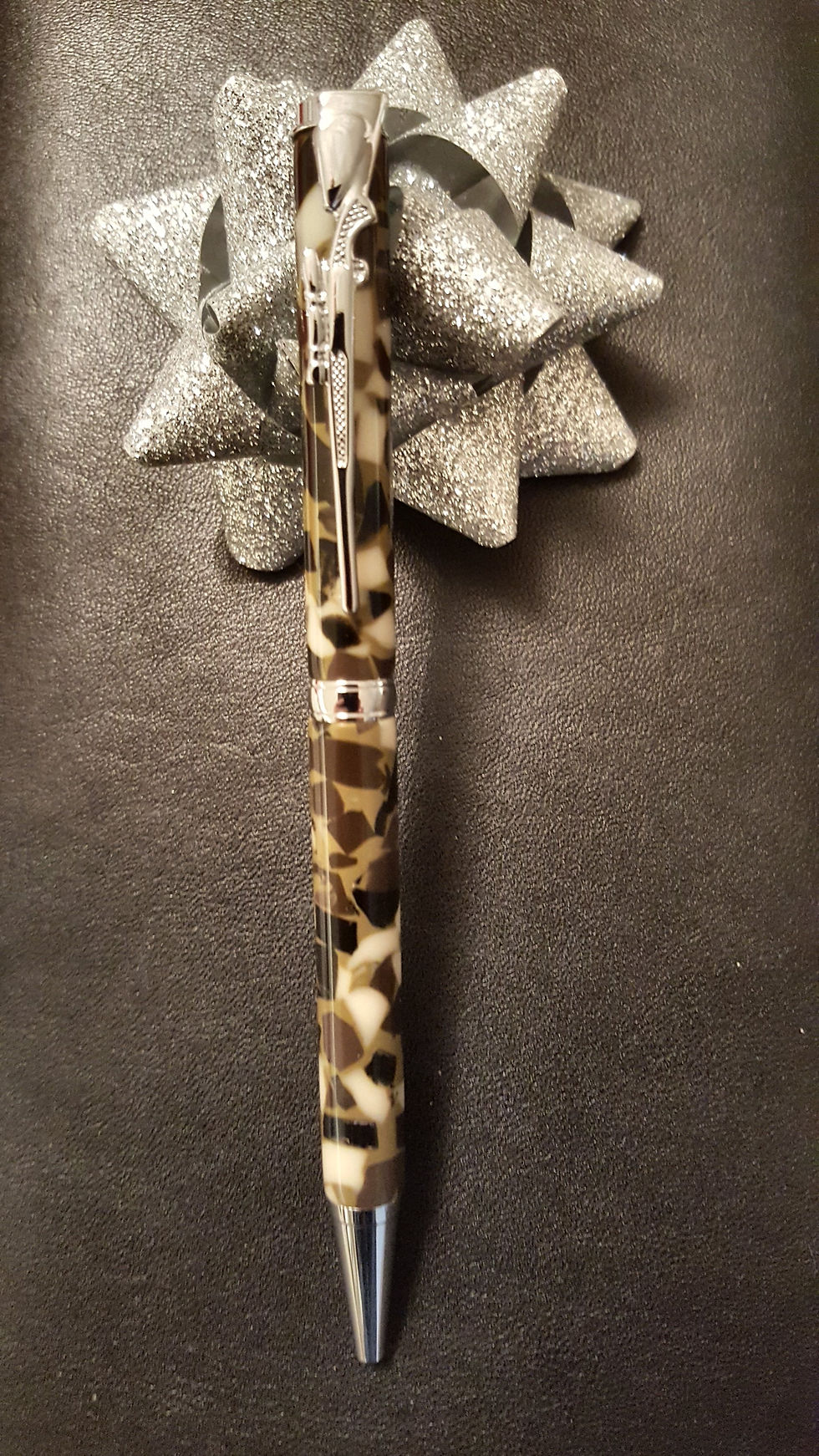 Thumbnail: Slimline Twist Pen in Lava Bright Crush Acrylic Camouflage with Polished Chrome