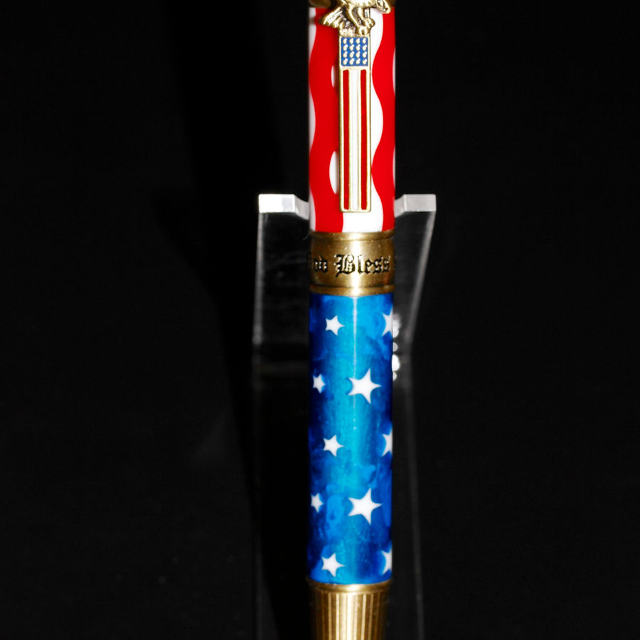 American Patriot Pen in Stars and Stripes Acrylic