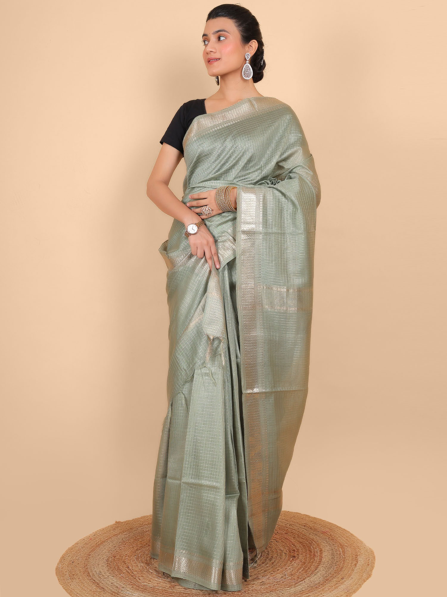 Ryon Saree with Border and Check Saree