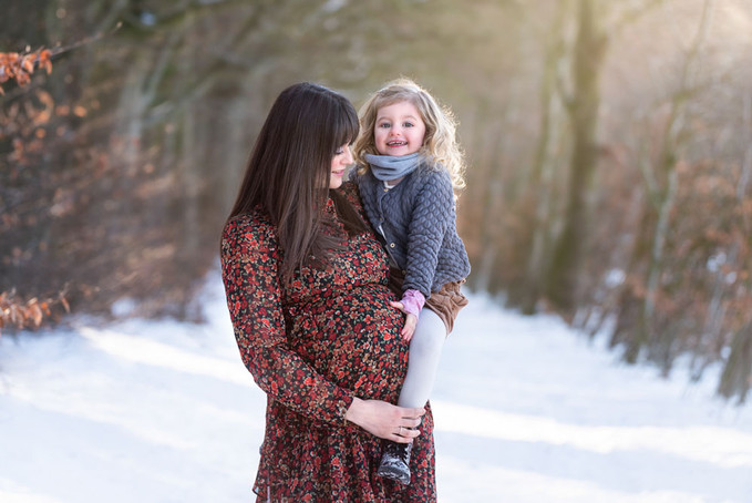 Schwangerschaftsshooting, Babybauchshooting, Boho, Fotostudio, whitephoto,Bellykleid, Shootingkleid, baldmama, Seevetal