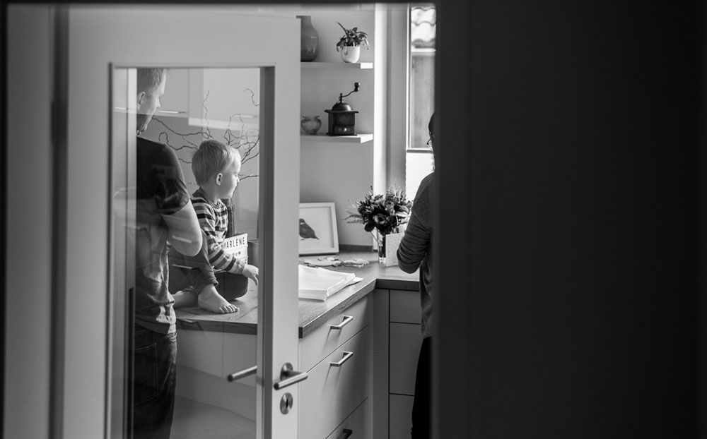 Babyfotos, Babyfotograf-hamburg, neugebornenfotos, Newbornphoto, Familienfotos, Babyfotos-zuhause, Geburt, Wochenbett, Familienzeit, Kinderfotograf-hamburg, 