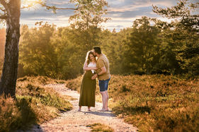 Babybauchshooting, Babybauchfoto, Schwangerschaftsfoto, Schwangerschaftsshooting, Shootingkleider