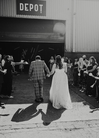 Mr and Mrs Thomas