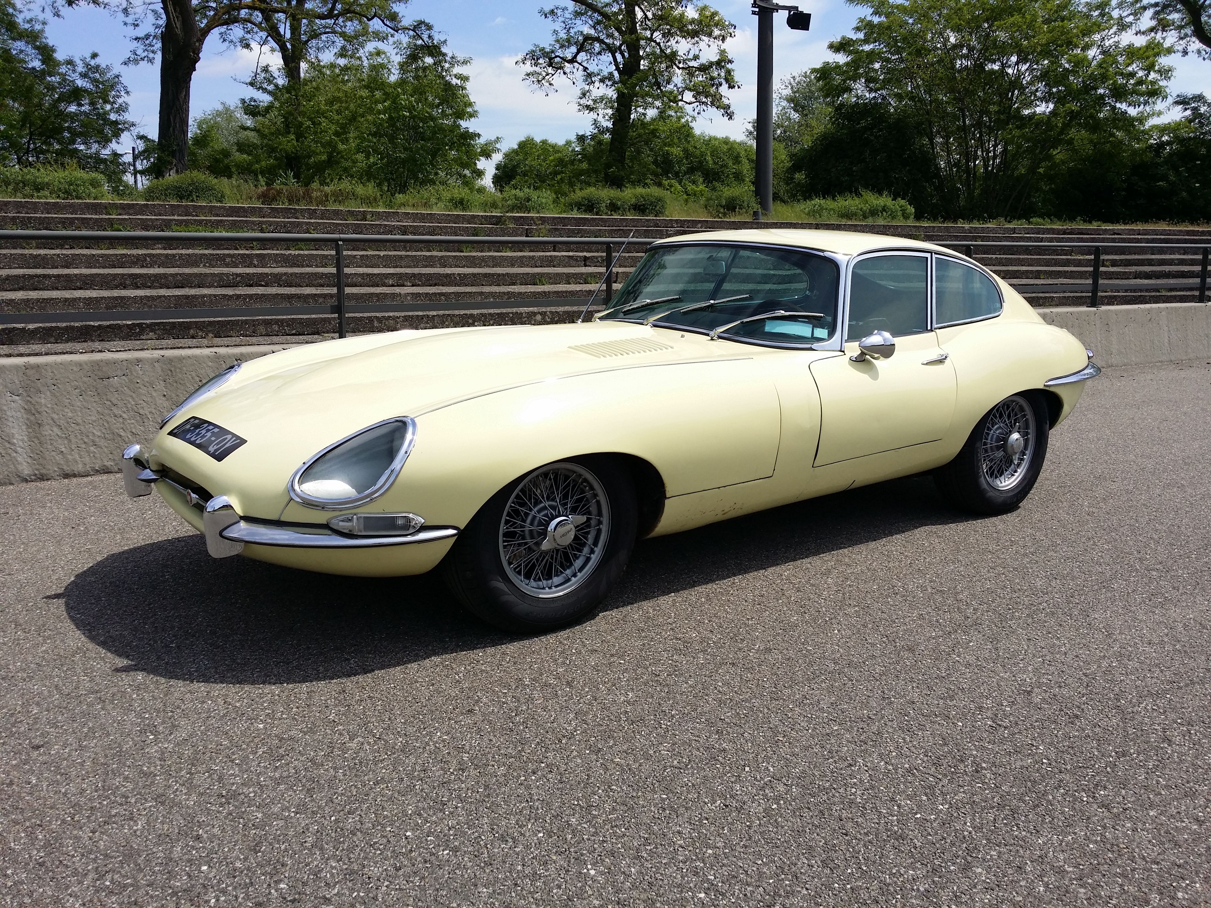 Jaguar Type E