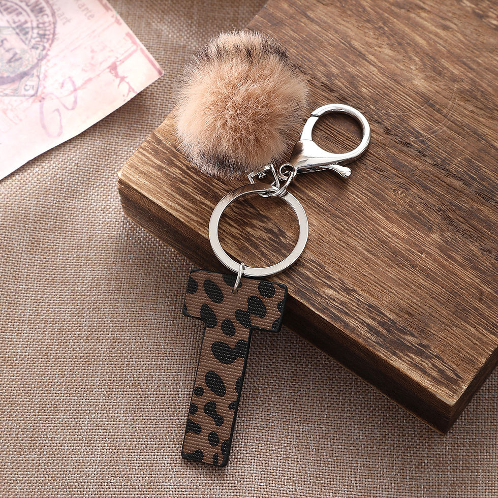 Thumbnail: Fashion Leopard English Alphabet Artificial Leather Keychain Exquisite Letter Ke