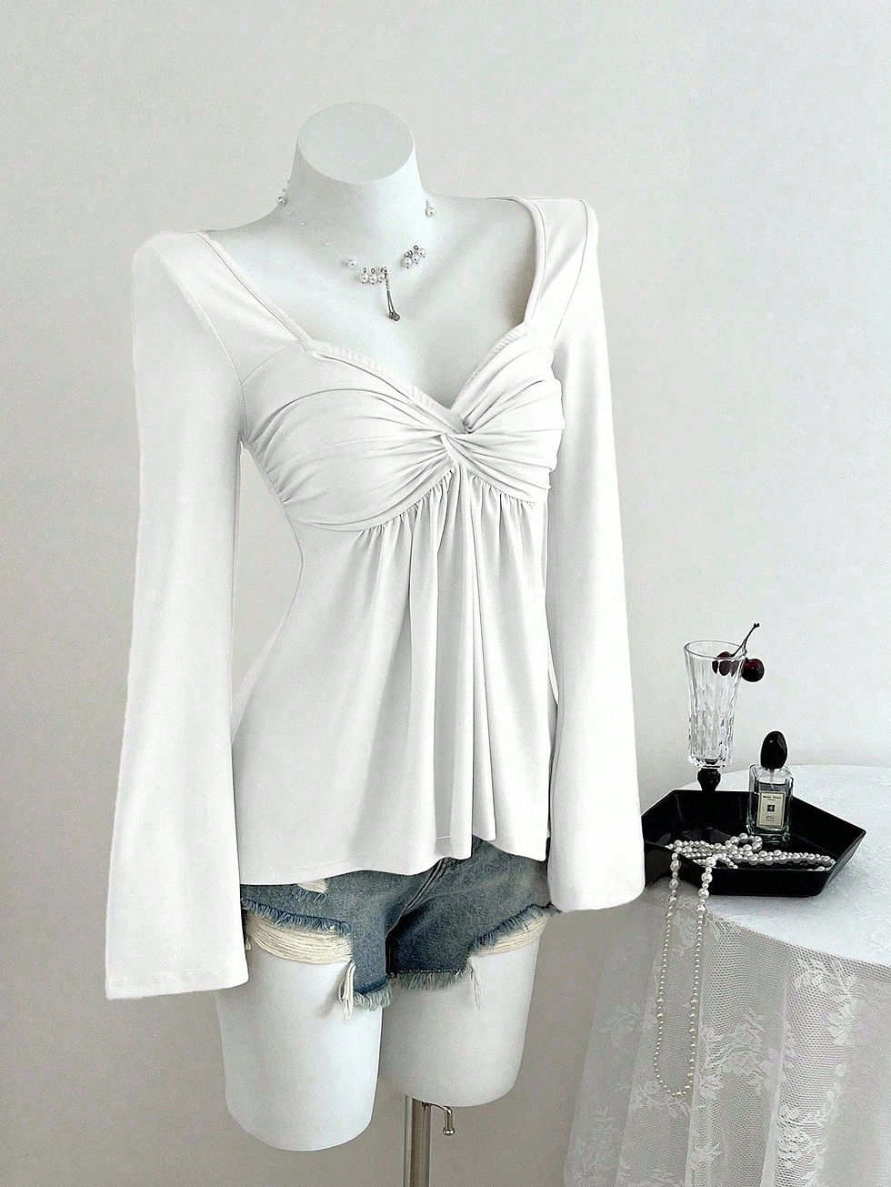 Thumbnail: Spring and Autumn New French Design with Twisted Chest, Fashionable Style, Autum