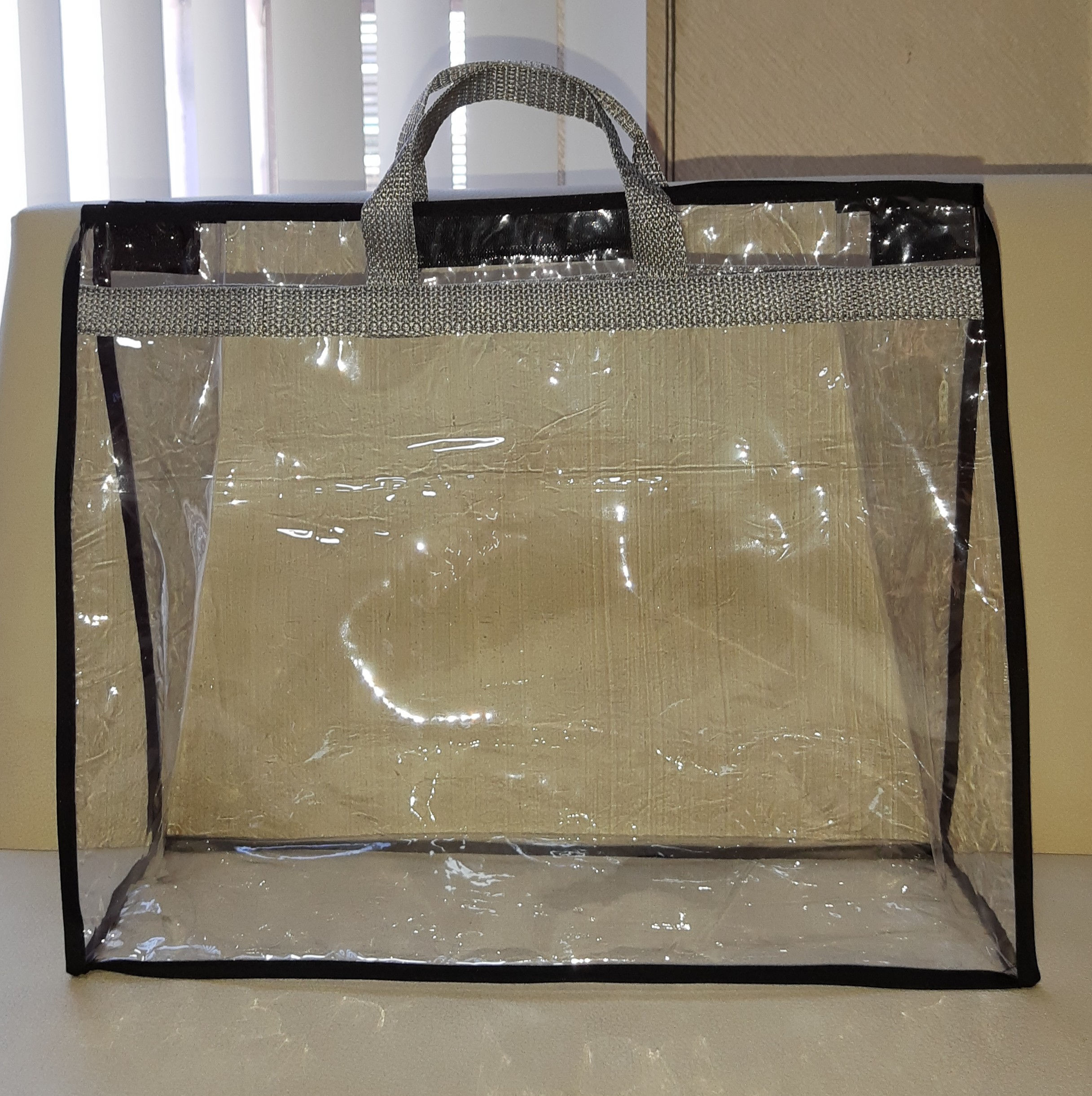 Bag-Bolsa "A" (Gde) Plata/Negro
