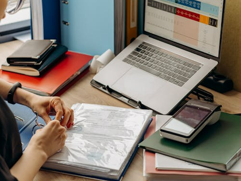 eTMF Clinical Trials: Implementation, Compliance & ROI Roadmap