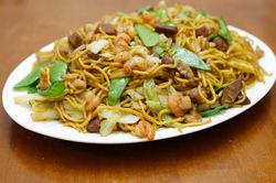 PANSIT GUISADO