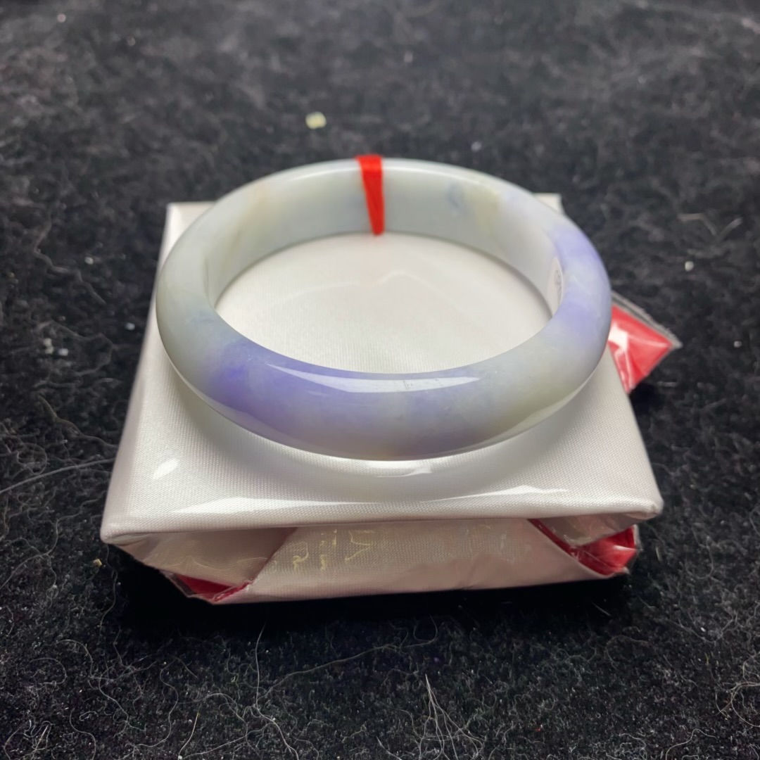 54-Circle Mu Na Deep Purple Floating Flower Jadeite Bracelet (BR87676)