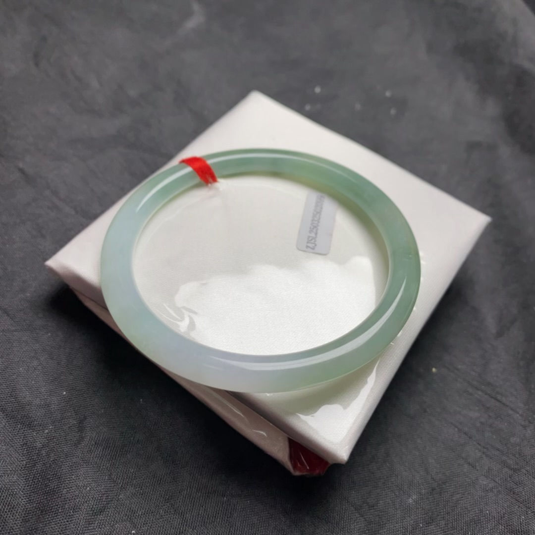 55圈冰晴油綠翡翠手鐲(BR02099)