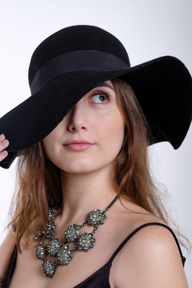 Fotografia e vídeo para batizados casamentos gastronomia comida joalheria eventos produtos retratos Trabalhamos com fotografias de produtos, vídeos institucionais para sua empresa ou evento, editorial de moda com publicações nos principais jornais e revistas de Portugal. Estúdio fotografia e produtora Vídeo Braga Porto Lisboa Guimarães Barcelos Coimbra Marketing Digital