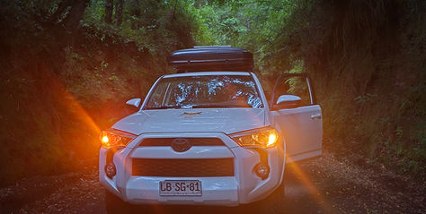 toyota 4runner 4wd camper rentals chile roof top tent solar panel overlanding rig