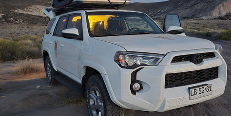 toyota 4runner 4wd camper rentals chile roof top tent solar panel overlanding rig