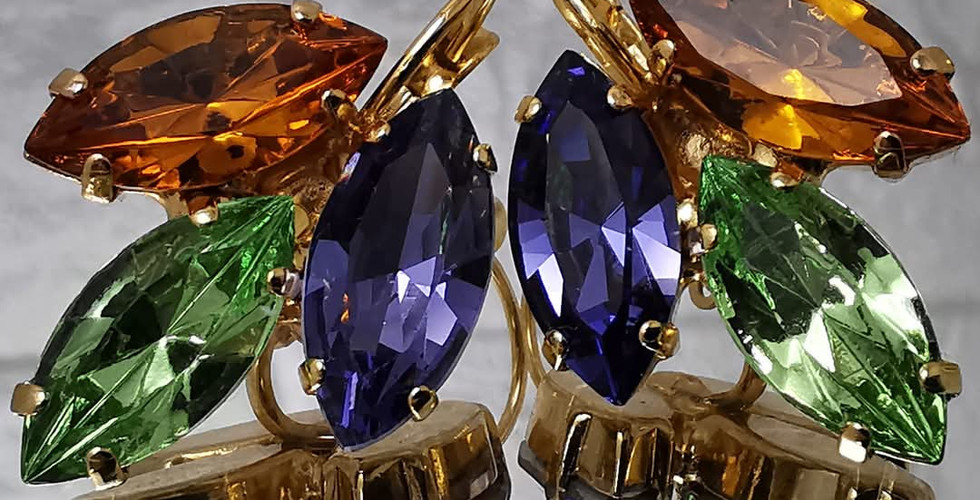 עגילים 3 מרקיזות משובצים בזהב משובת=צים בקוניאק,ירוק בהיר וסגול לבנדר