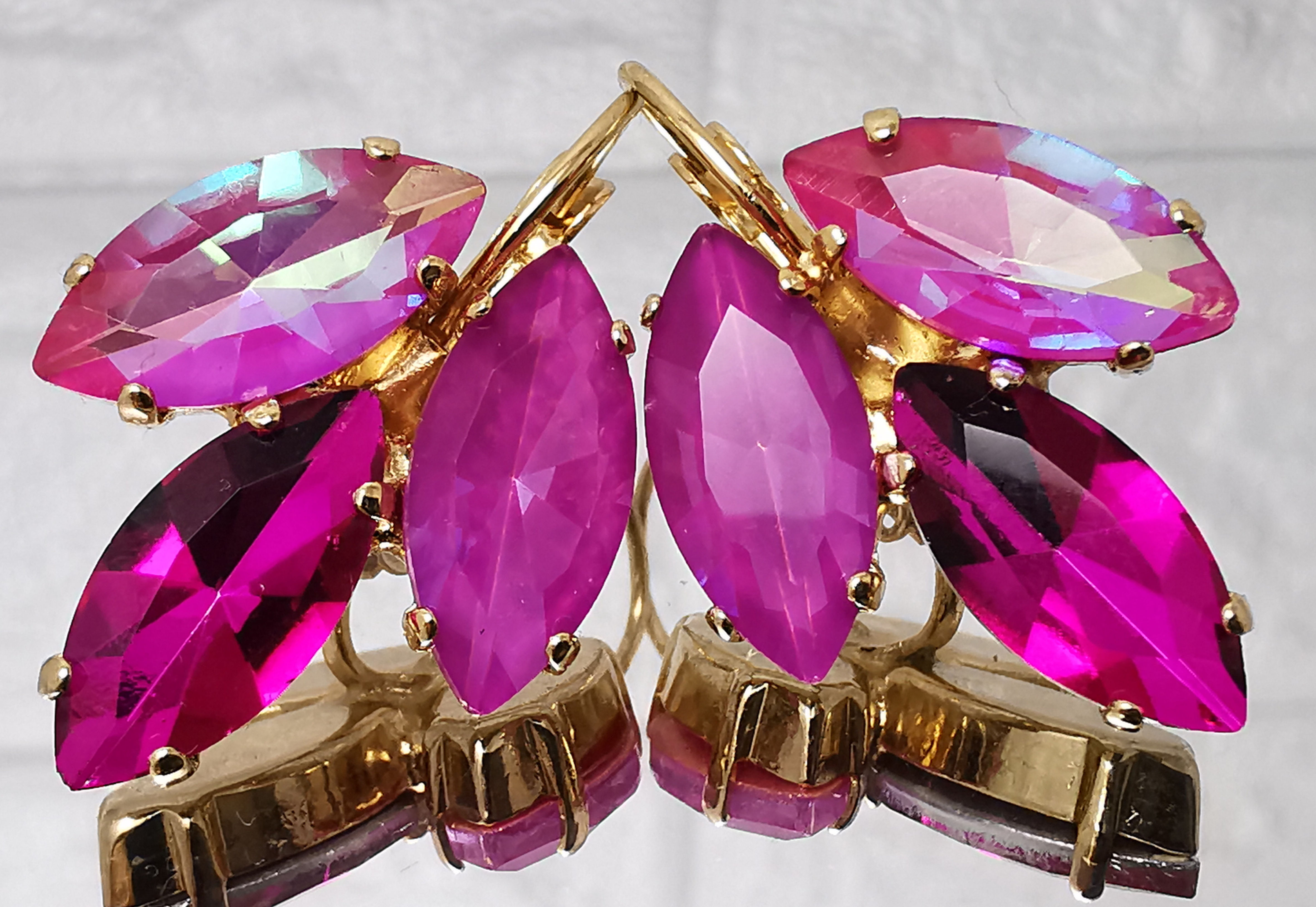 פוקסיות מקט 240 A21 מקט 604 מקט 136 A42  אבנים: קריסטל  מתנה בשבילה, מתנה לכלה,  עגילי עלים, עגילי טיפה,עגילים בתליה,