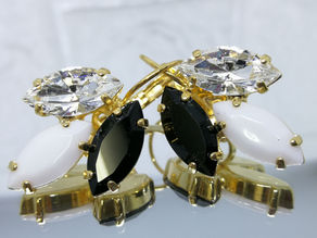 את בעניין של שחור או לבן?