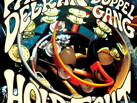 Palmyra Delran reinterpreta un clásico de los 60 con Hold Tight junto a    The Doppel Gang 