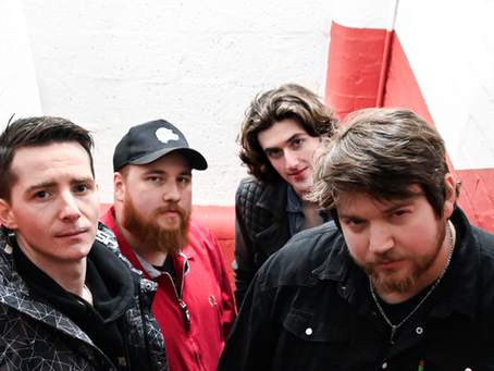 Searchin':  Empty Spaces irrumpe con  la sensación de perseguir algo que siempre parece estar un poco más allá