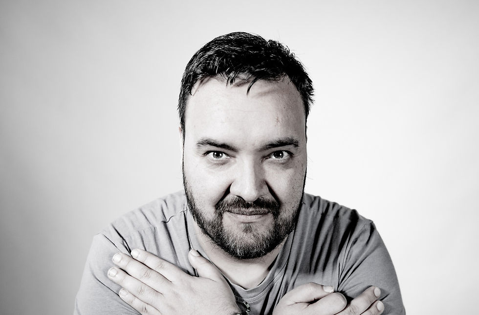 Greg Corrales y su nuevo sencillo Silence: un grito de guerra contra el silencio interno