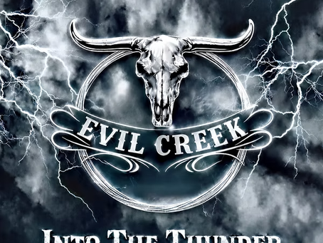 Evil Creek presenta  Into The Thunder: Un rugido contra la oscuridad interior