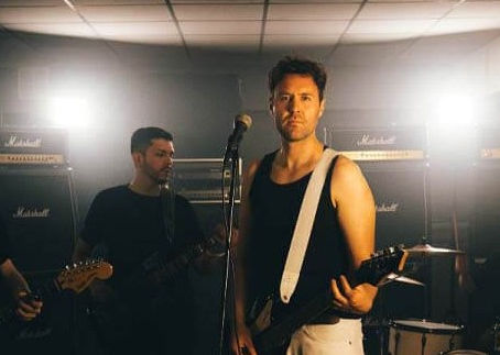 Rolo Howard transforma el duelo en música con Dejarte Ir