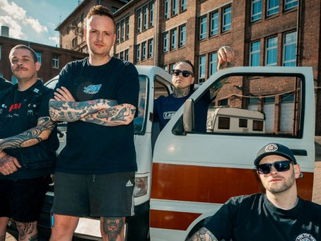 Skeetch lanza Sunny Side : una explosión de skate punk con corazón noventero
