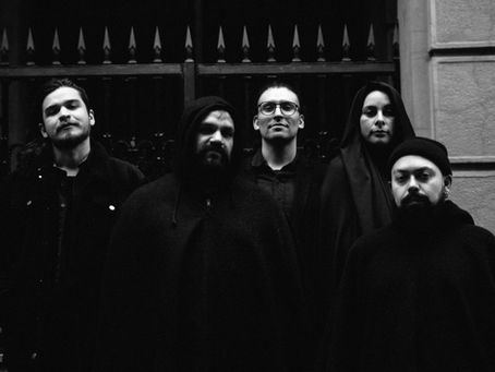 Josefina Espejo & Lxs Mirrors estrenan Herida: un viaje sonoro entre la oscuridad y la sanación