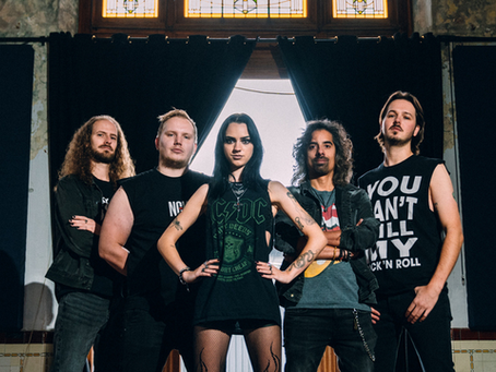 Roundabouts regresa y lanza Chain of Life: canalizando la frustración hacia la liberación y la esperanza